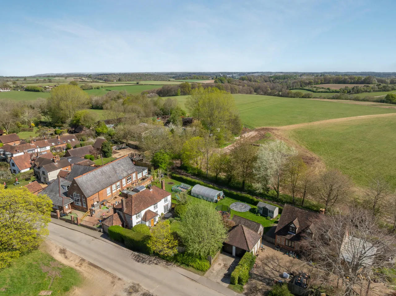Bullocks Farm Lane, Wheeler End, HP14, photo 4