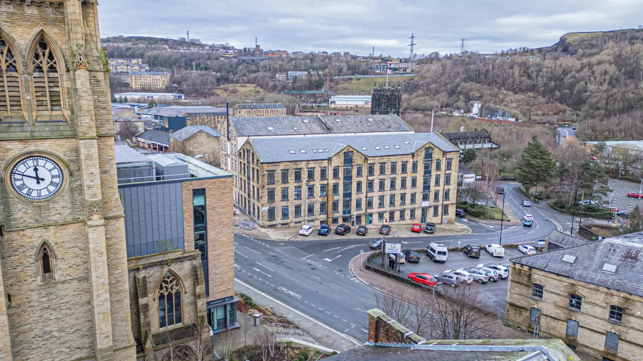Alfred Street East, Halifax, HX1, photo 11