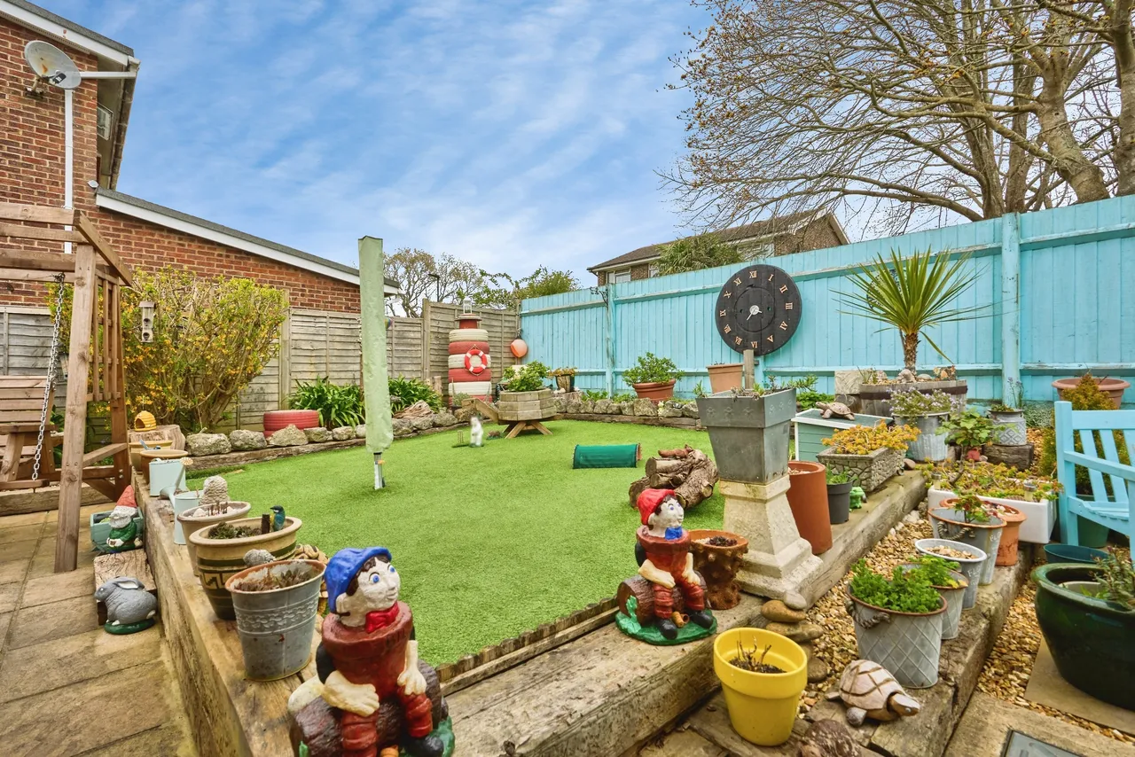 Perowne Way, Sandown, PO36, photo 17