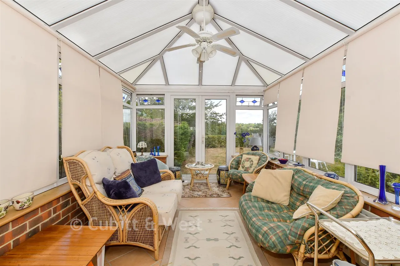 Handcross Road, Plummers Plain, RH13, photo 7