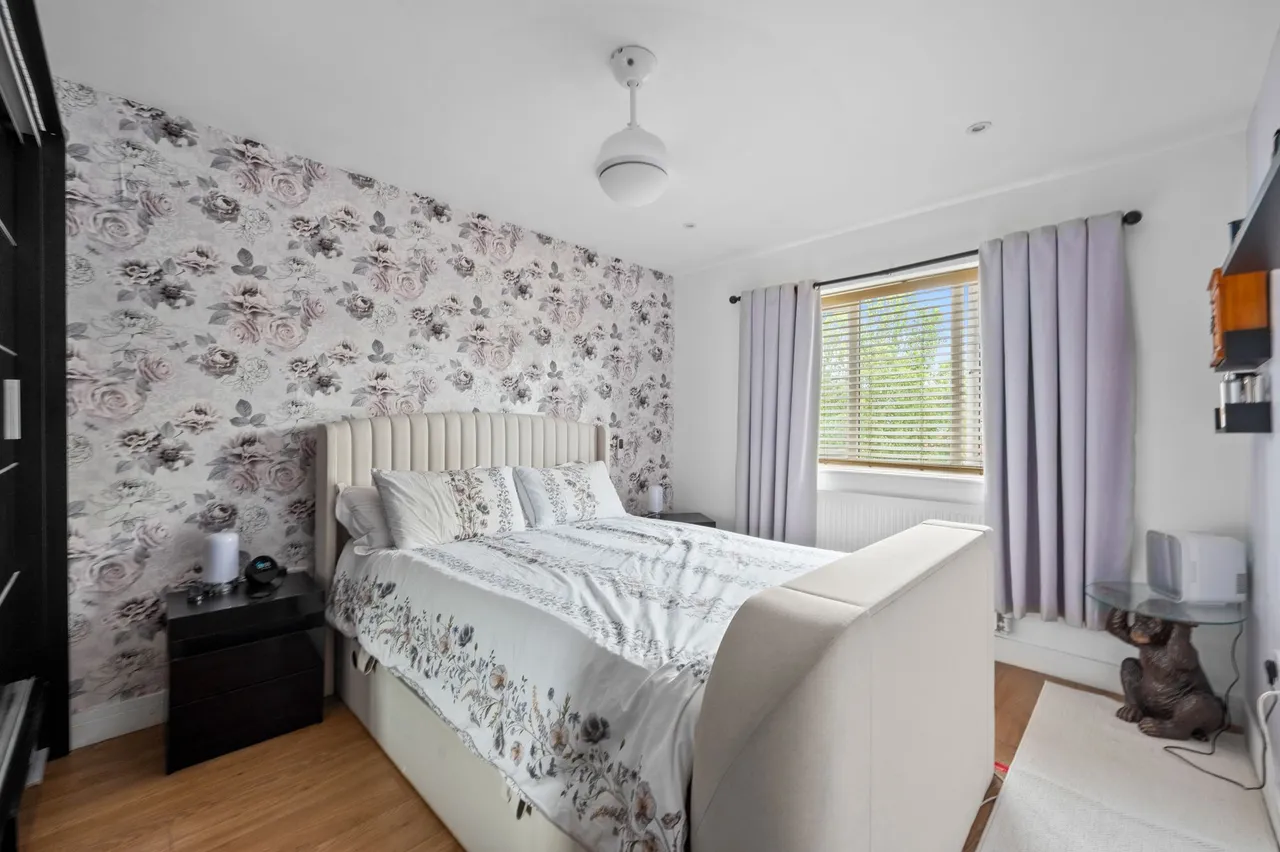 Bank Street, Golborne, Warrington, Warrington, WA3 3SA, photo 17