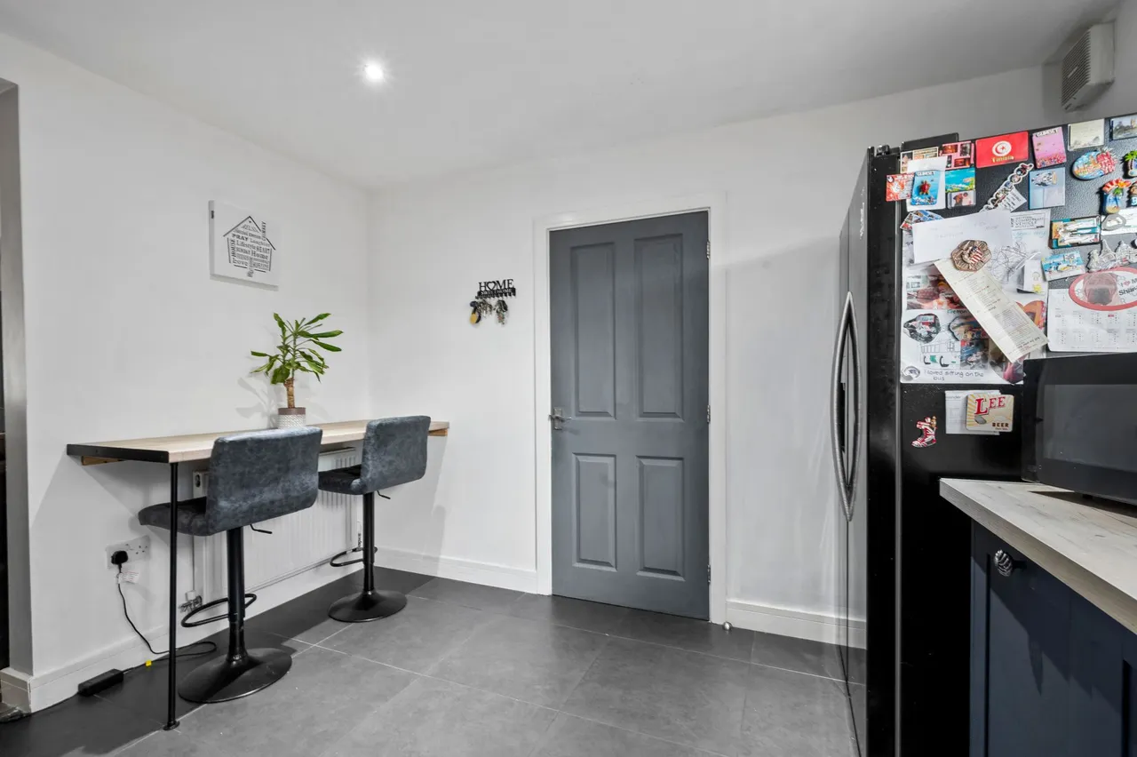 Bank Street, Golborne, Warrington, Warrington, WA3 3SA, photo 9