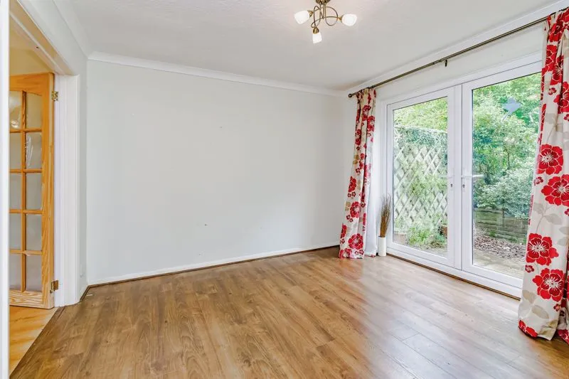 Arden Road, Crawley RH10 6HL, photo 10