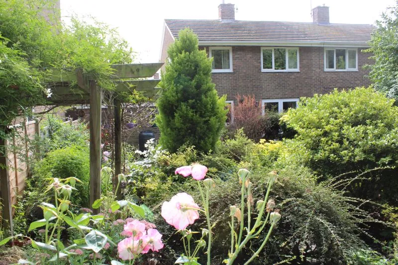 Arden Road, Crawley RH10 6HL, photo 4