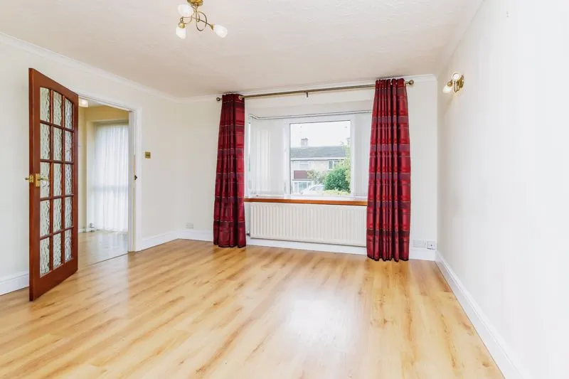 Arden Road, Crawley RH10 6HL, photo 5