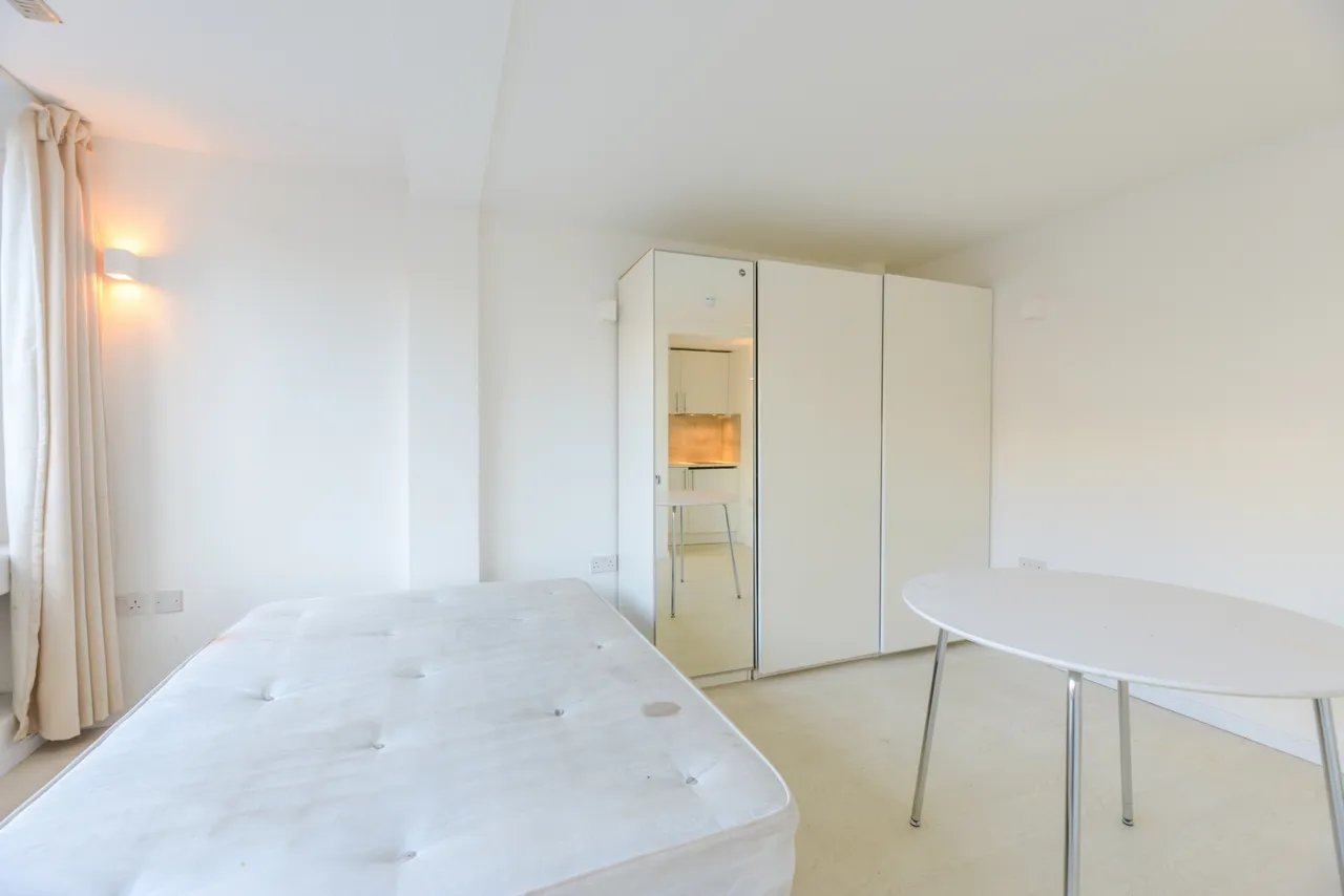 College Road, Harrow, HA1 1BQ, photo 12