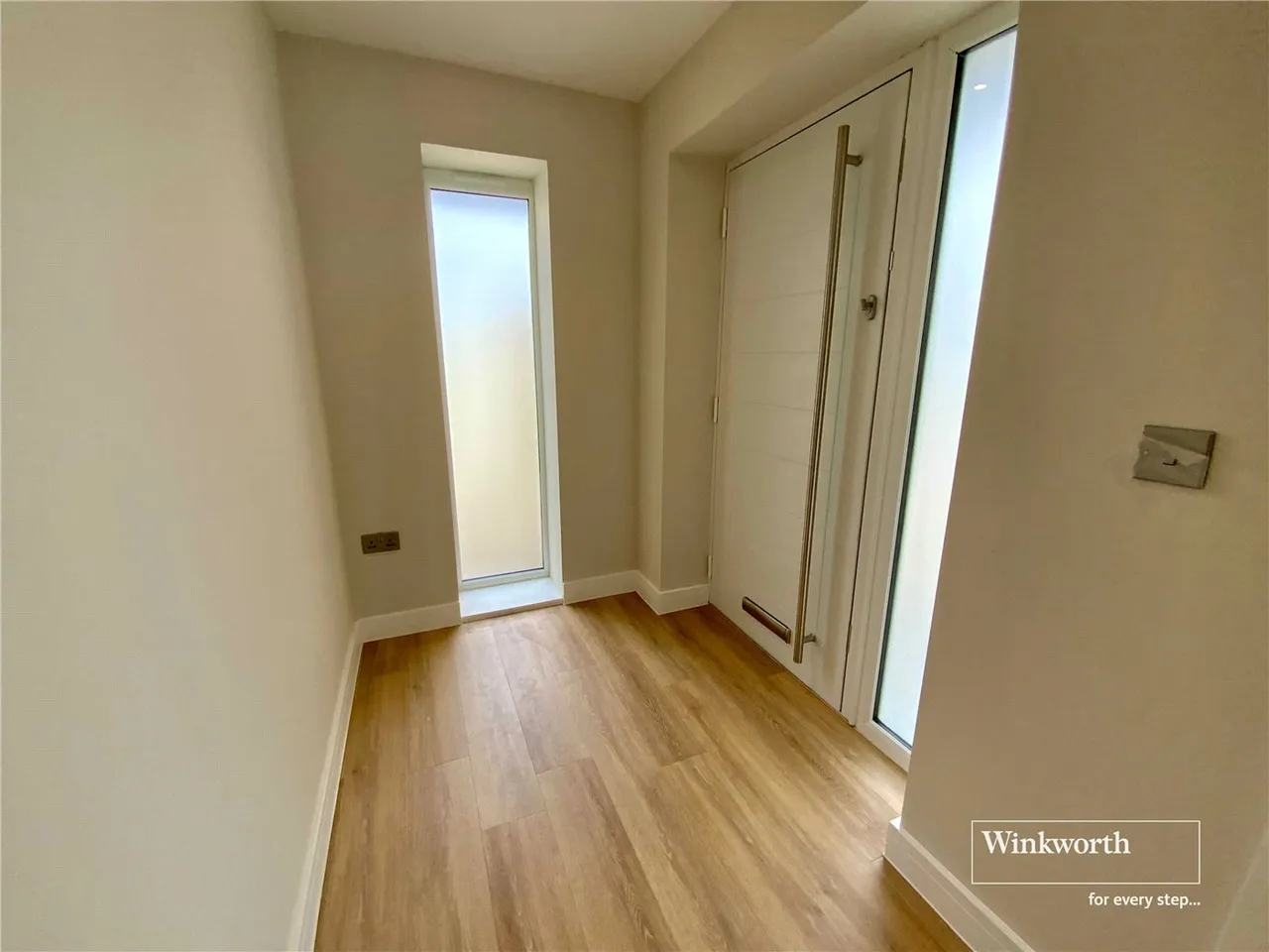 Dunlin Close, Christchurch, Dorset, BH23, photo 7