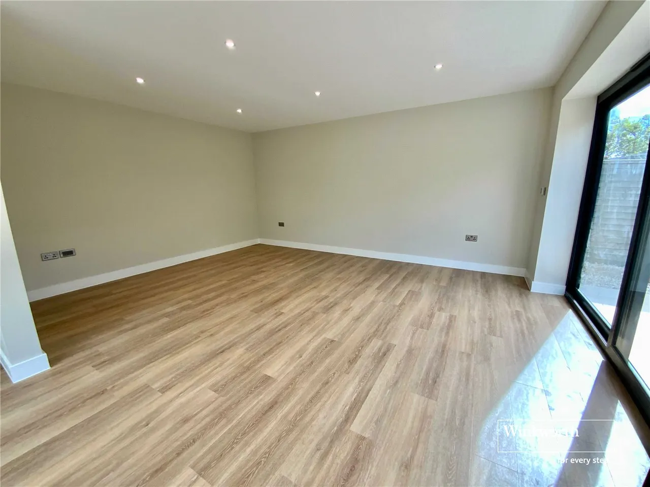 Dunlin Close, Christchurch, Dorset, BH23, photo 9