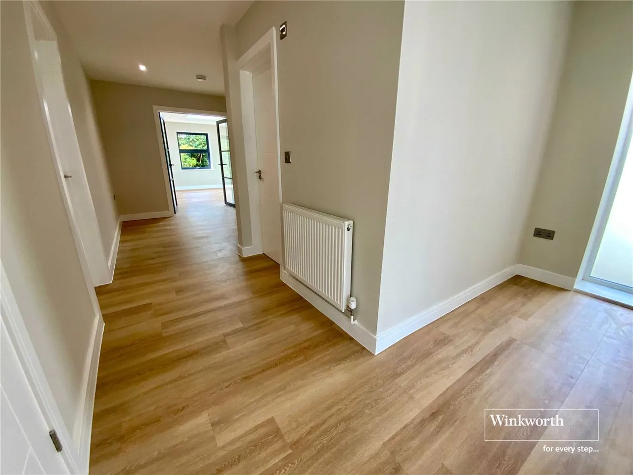Dunlin Close, Christchurch, Dorset, BH23, photo 8