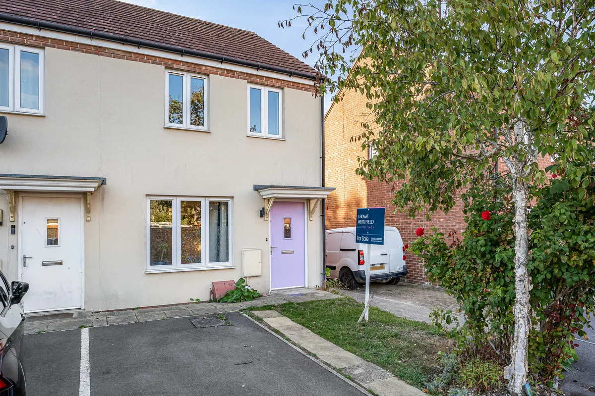 2 bed house for sale, Isis Close, Chilton