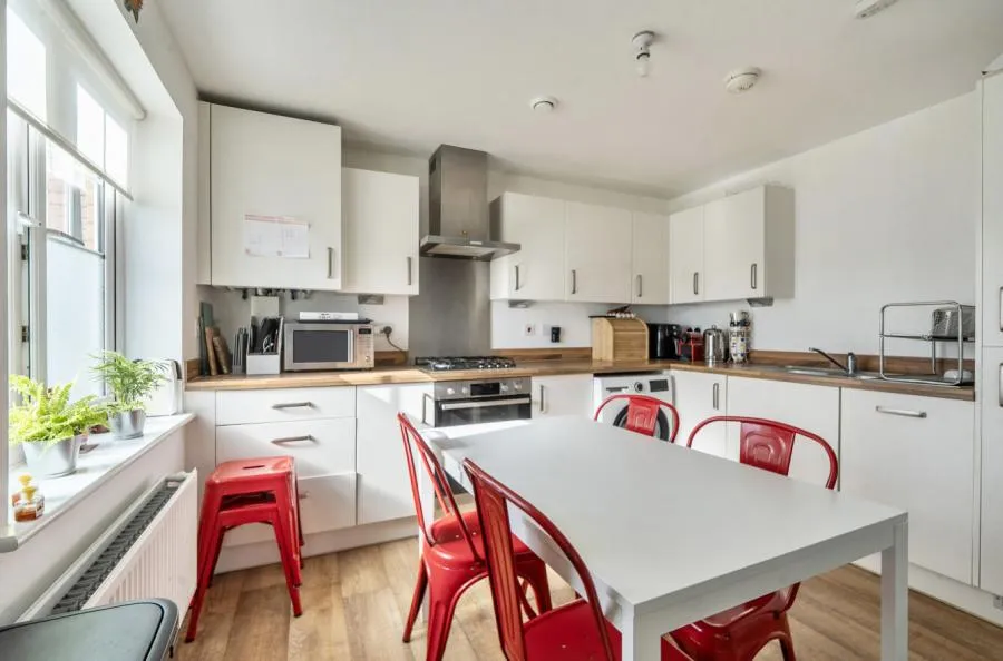 Elton Close, Aylesbury, HP18, photo 9