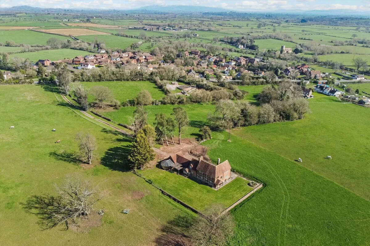 Main Road, Tirley, GL19, photo 3