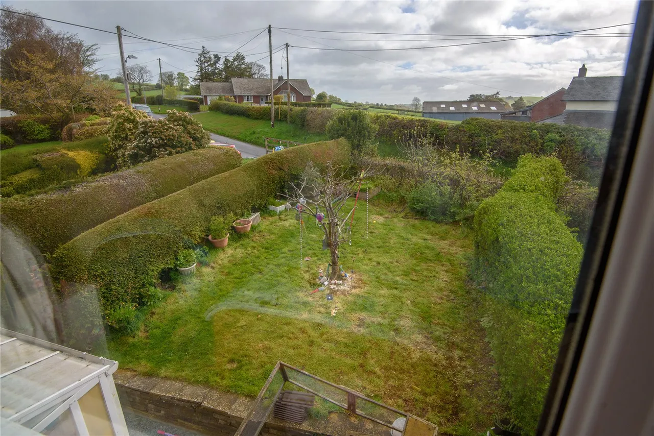 Dolfor, Newtown, Powys, SY16 4BN, photo 21