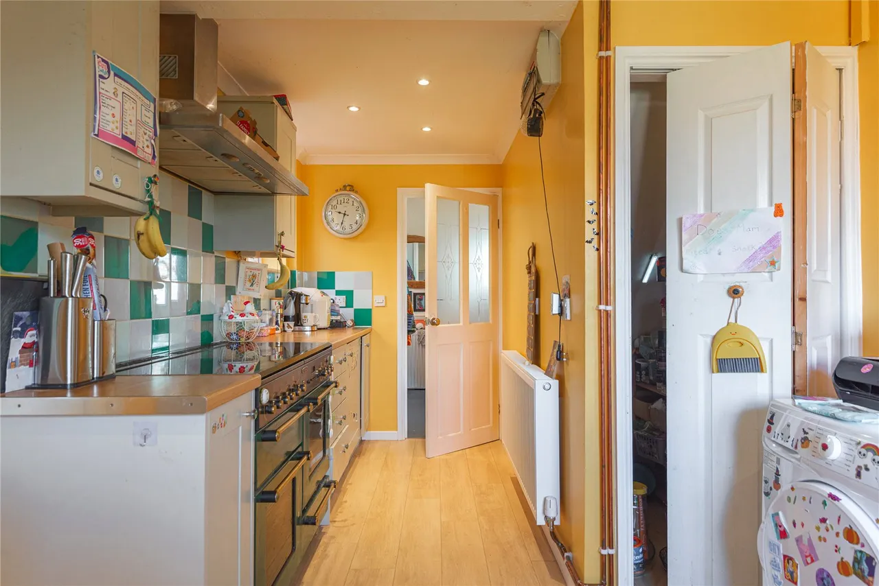 Dolfor, Newtown, Powys, SY16 4BN, photo 5