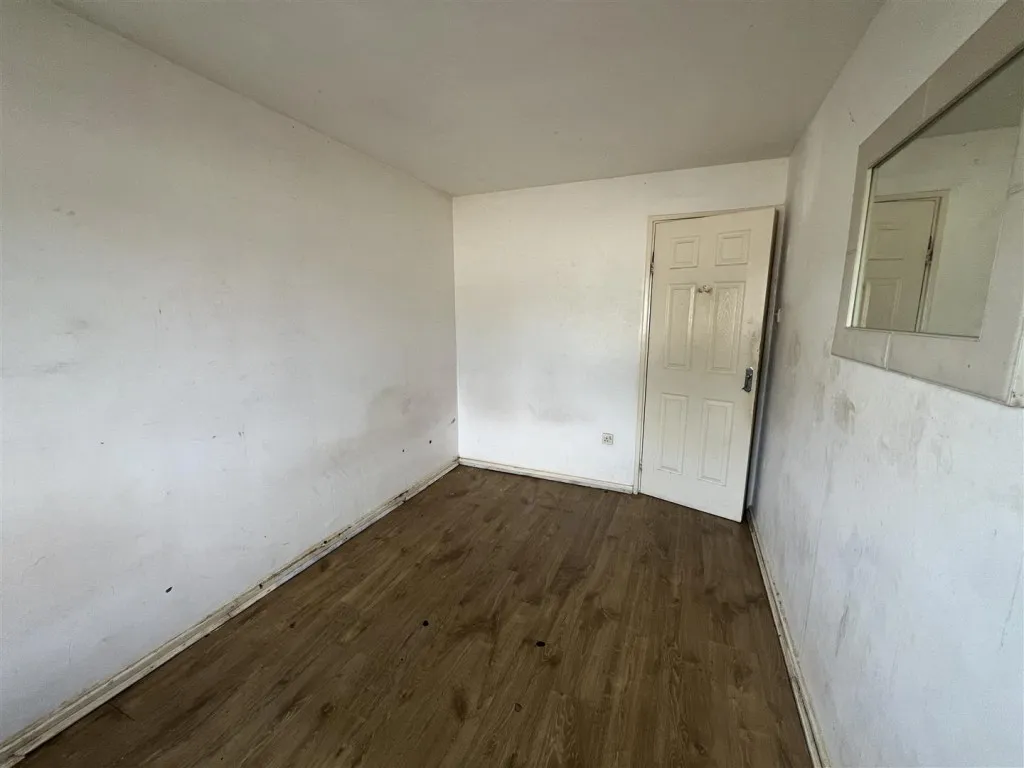 Heversham Walk, Manchester, M18, photo 14