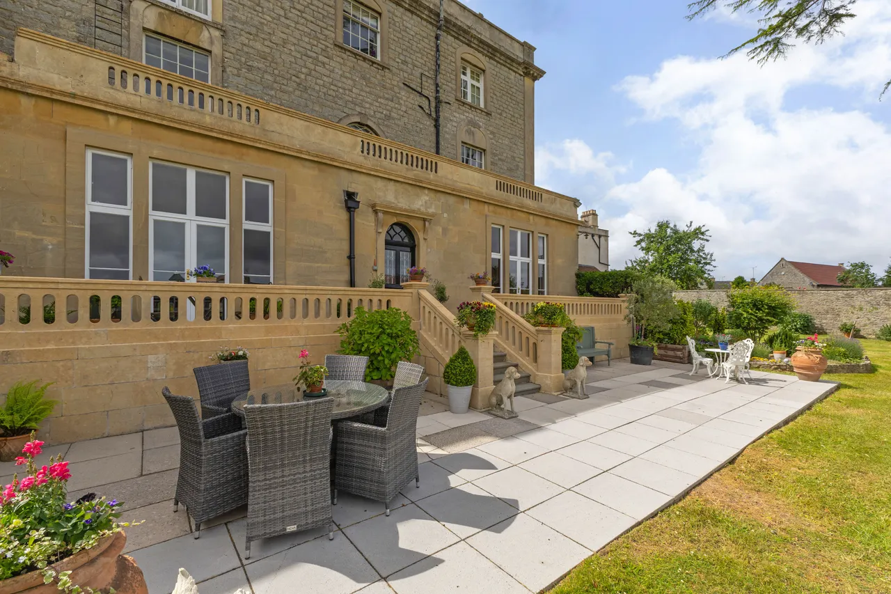 High Street, Saltford, BS31, photo 22