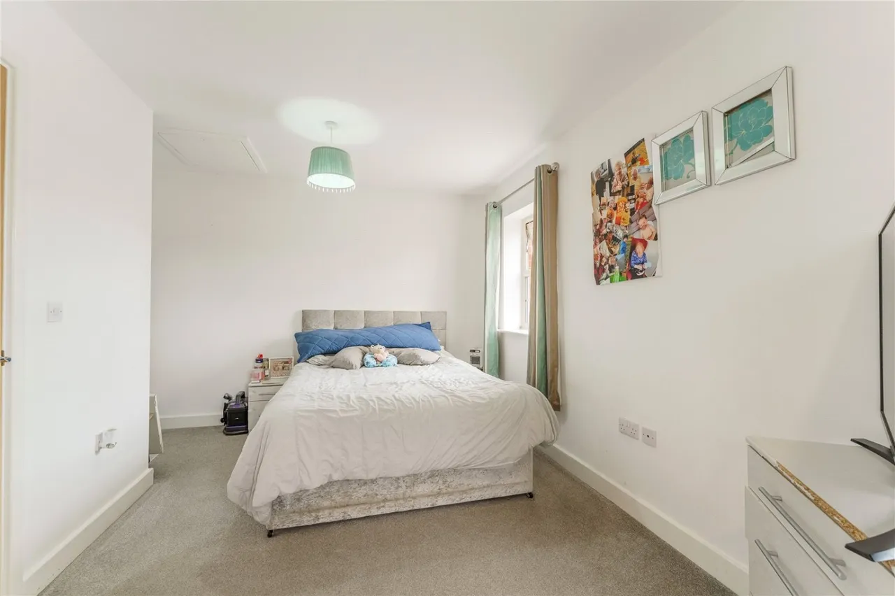 Kempston Road, Featherstone, WF7, photo 4