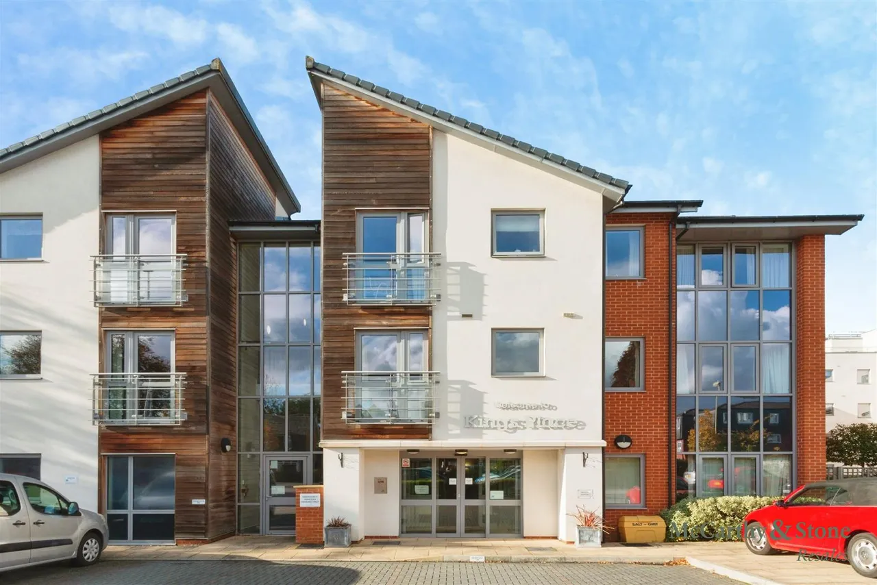 Fleet Road, Fleet, GU51, photo 5