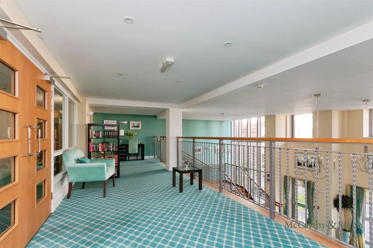Fleet Road, Fleet, GU51, photo 13