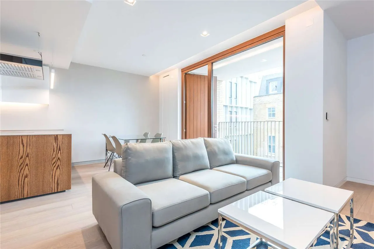 Bartholomew Close, London, EC1A 7BD, photo 9