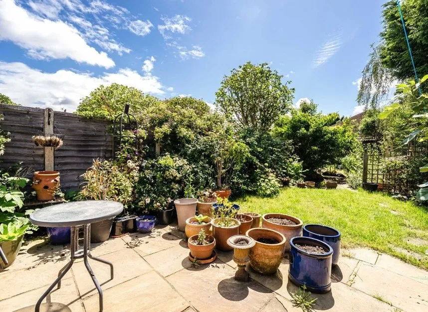 Broad Lane, Hampton, TW12, photo 8