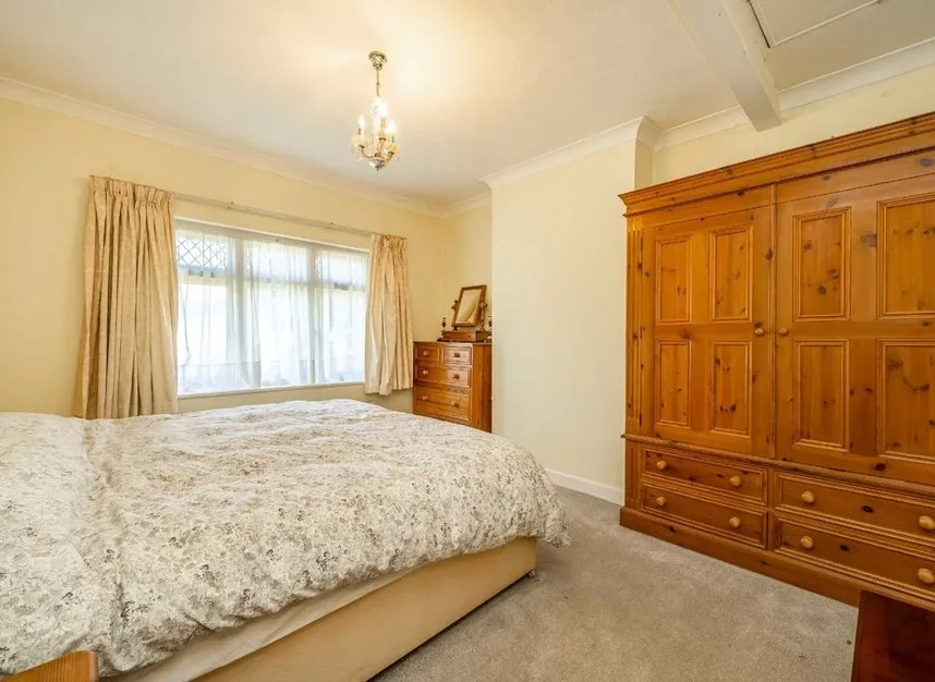 Broad Lane, Hampton, TW12, photo 6
