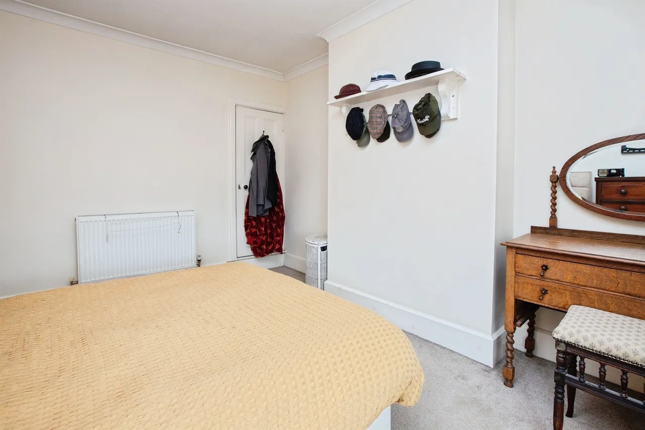 High Street, Loscoe, DE75, photo 14