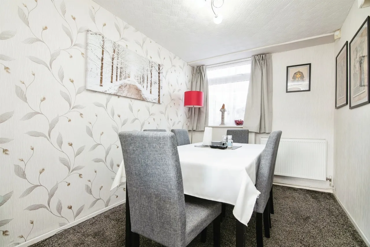 Eastfield Road, Tipton, DY4, photo 4