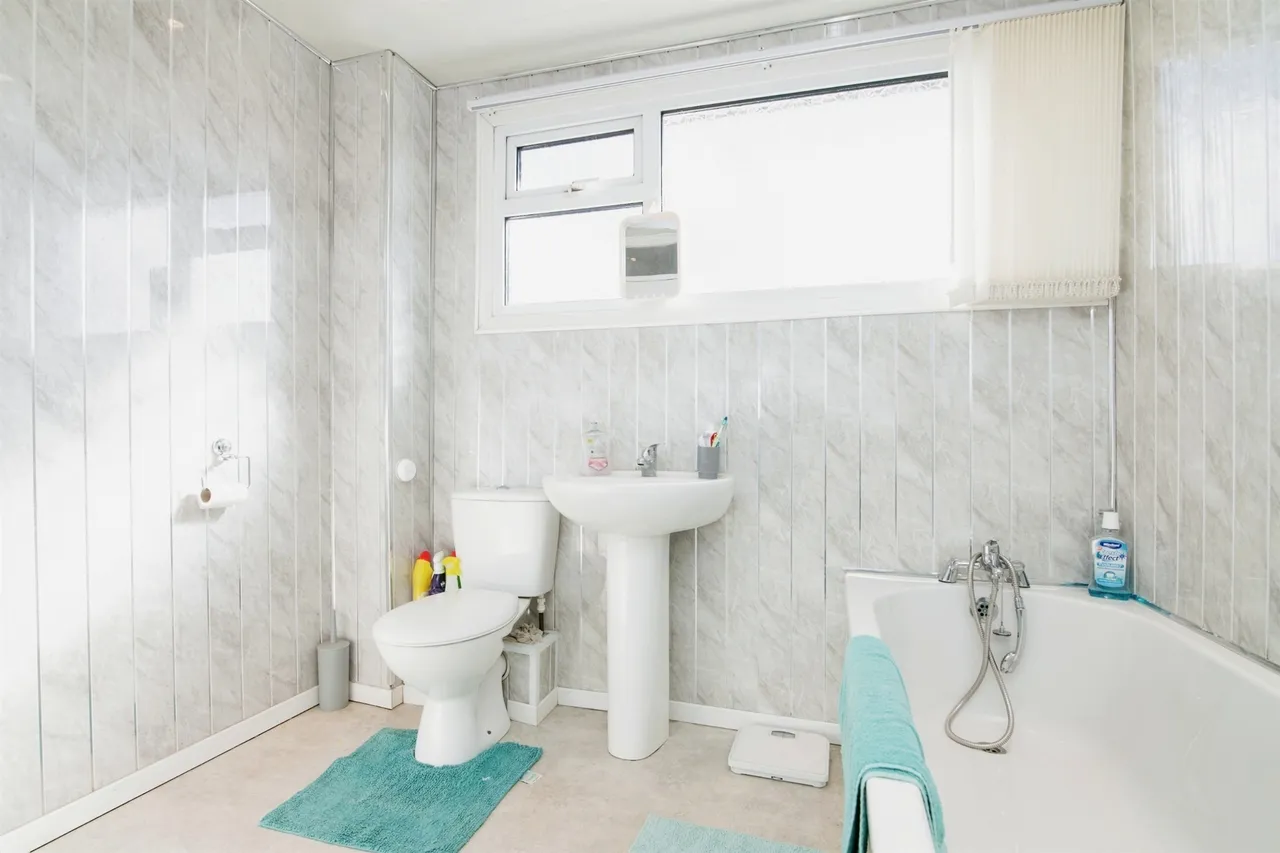Eastfield Road, Tipton, DY4, photo 8