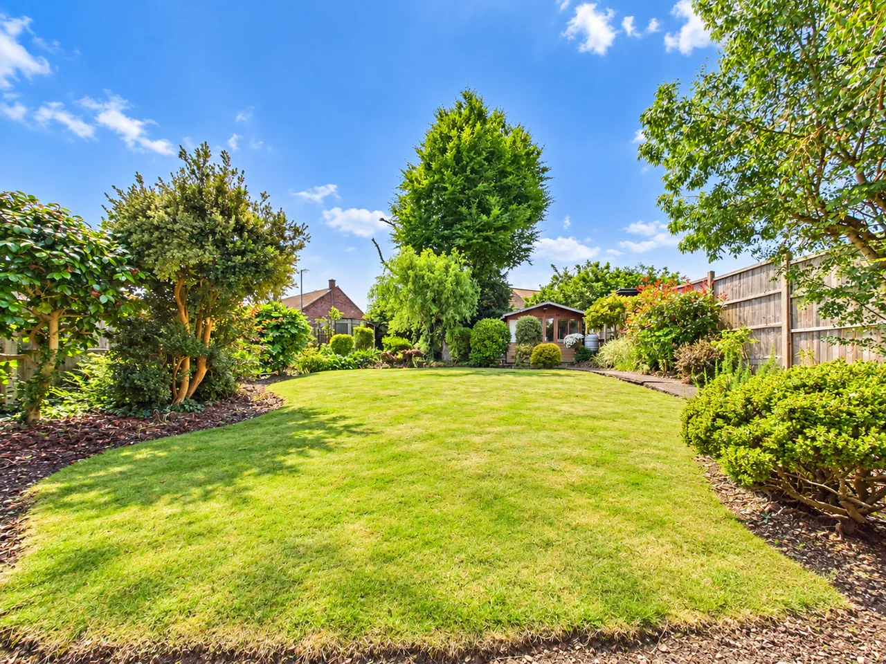 Hithercroft Road, High Wycombe, HP13, photo 3