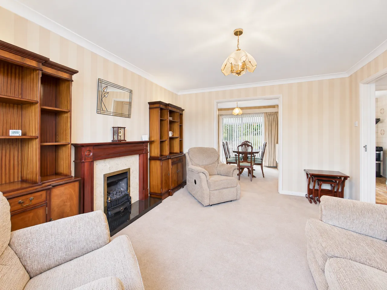 Hithercroft Road, High Wycombe, HP13, photo 4