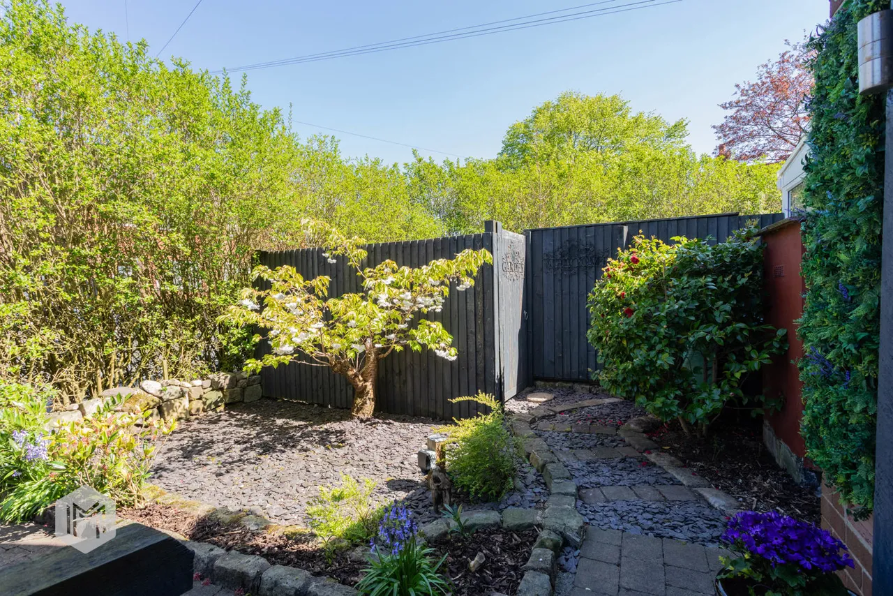 Coniston Avenue, Farnworth, Bolton, BL4 0PZ, photo 22