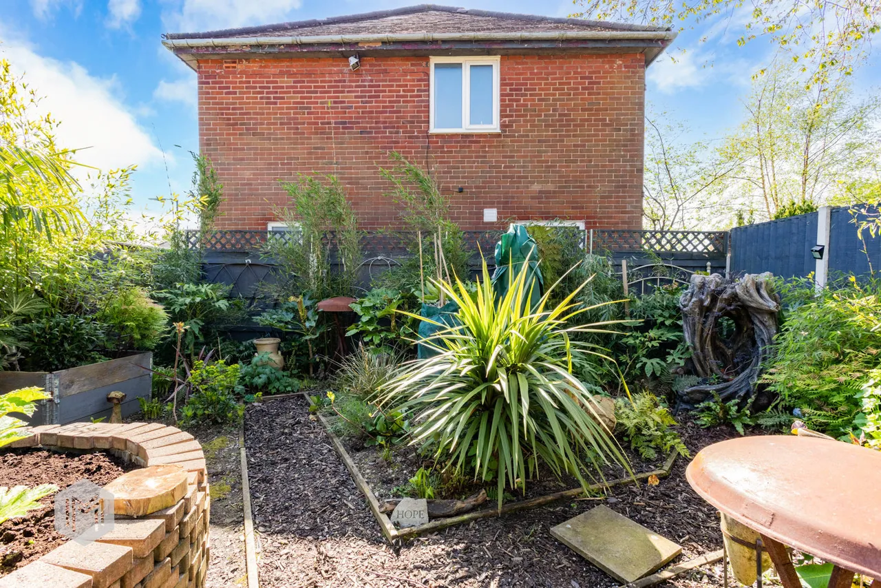 Coniston Avenue, Farnworth, Bolton, BL4 0PZ, photo 25