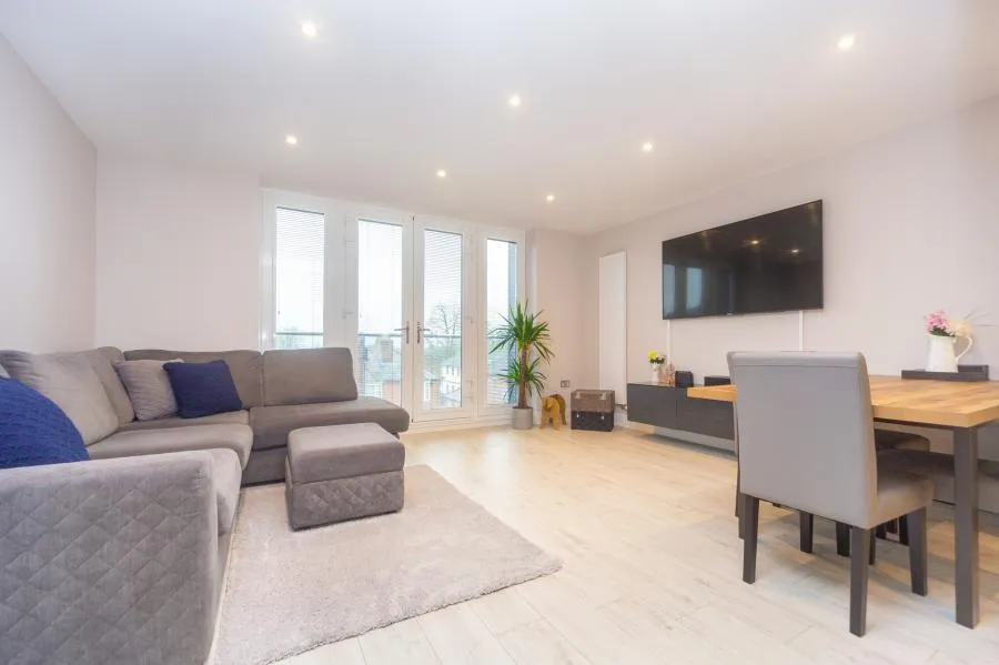 Kings Road, Fleet, GU51, photo 4