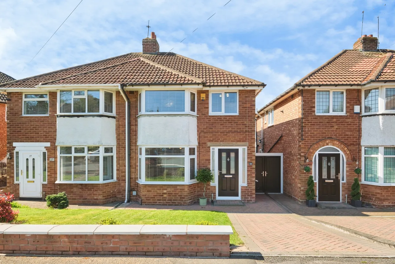 3 bed house for sale — Lilac Avenue, Birmingham