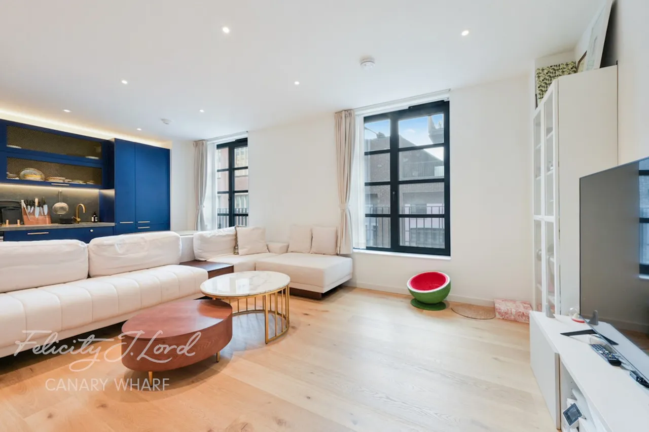 Orchard Place, London, E14, photo 2