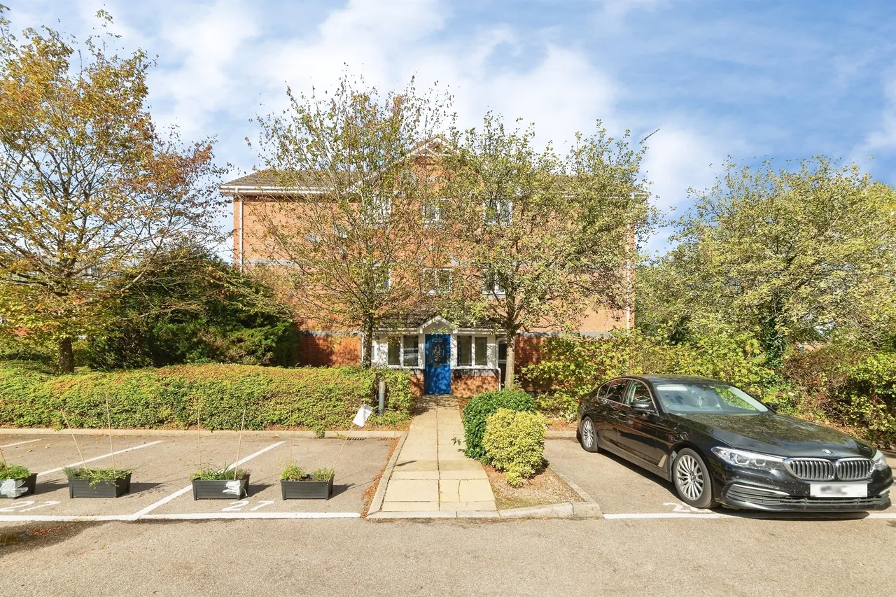 2 bed flat for sale, Endymion Mews, Hatfield, AL10