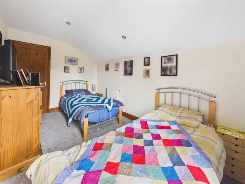 St. Pauls Road, Gloucester, photo 12