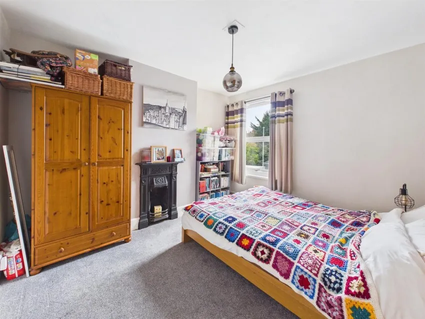 St. Pauls Road, Gloucester, photo 10