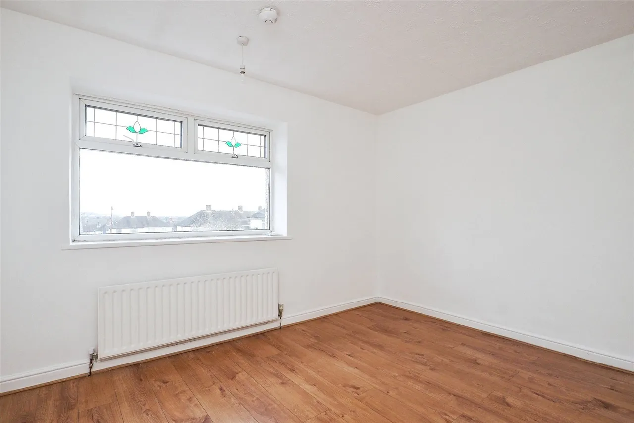 Maypole, Clifton, Nottingham, NG11, photo 12