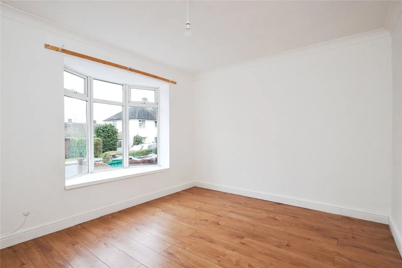 Maypole, Clifton, Nottingham, NG11, photo 6
