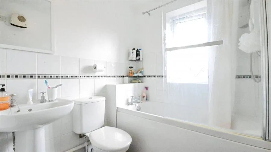 Challis Place, Bracknell, RG42, photo 5