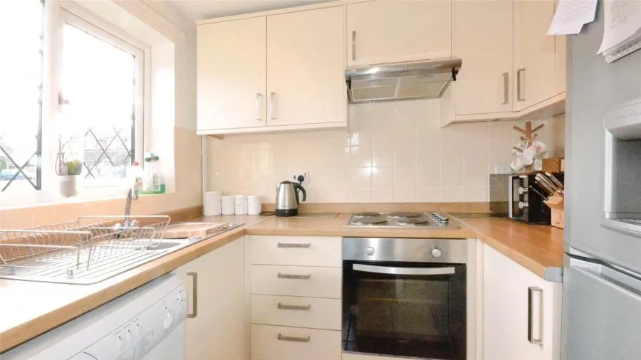 Challis Place, Bracknell, RG42, photo 3