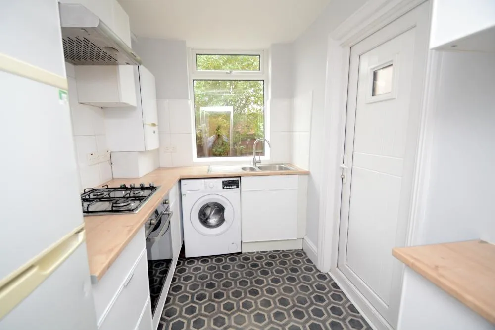 Birch Lane, Victoria Park, M13, photo 6
