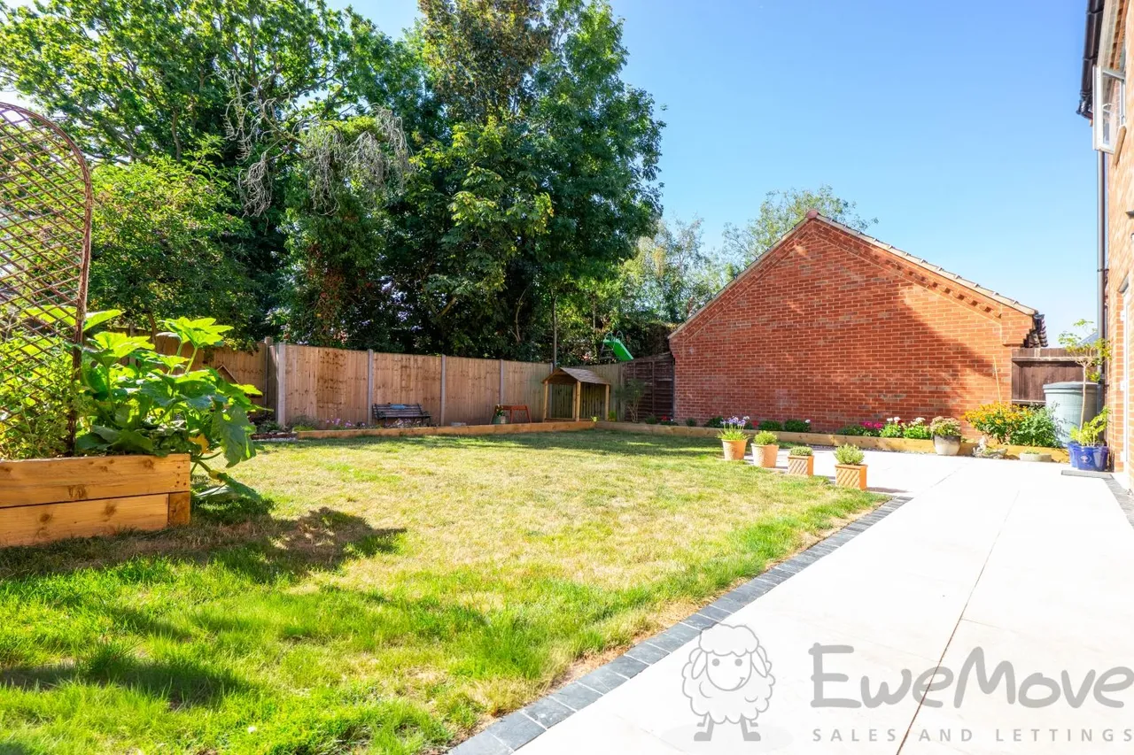 Blazey Drive, Wymondham, NR18, photo 14