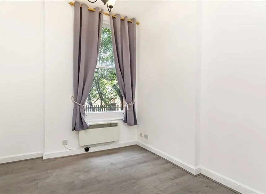 Kew Road, Richmond, TW9, photo 4