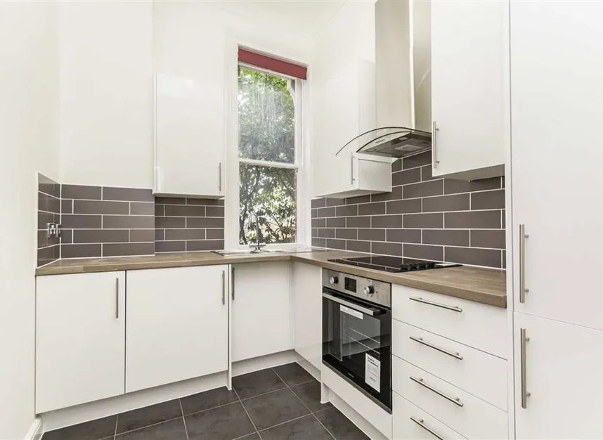 Kew Road, Richmond, TW9, photo 3