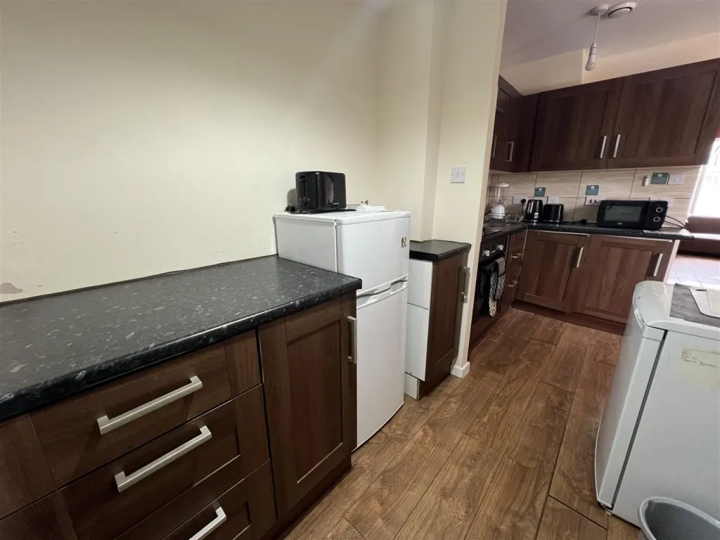 Brompton Road, Manchester, M14, photo 5