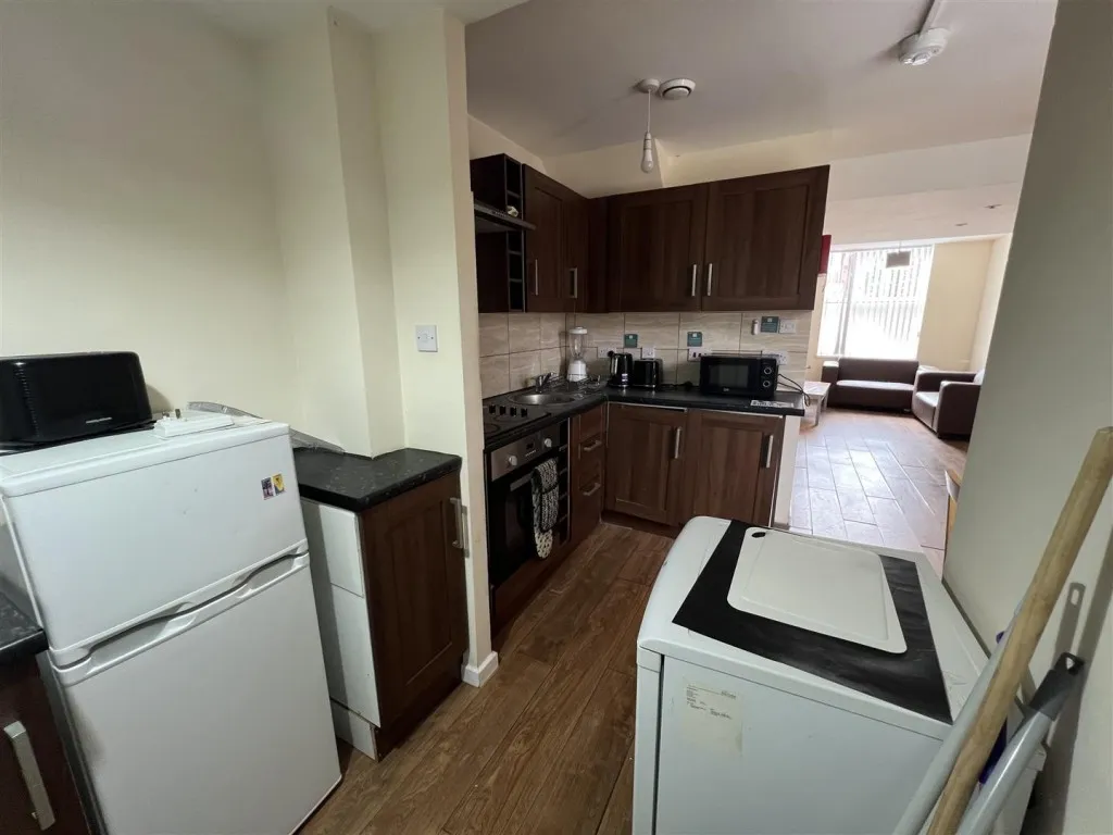 Brompton Road, Manchester, M14, photo 6