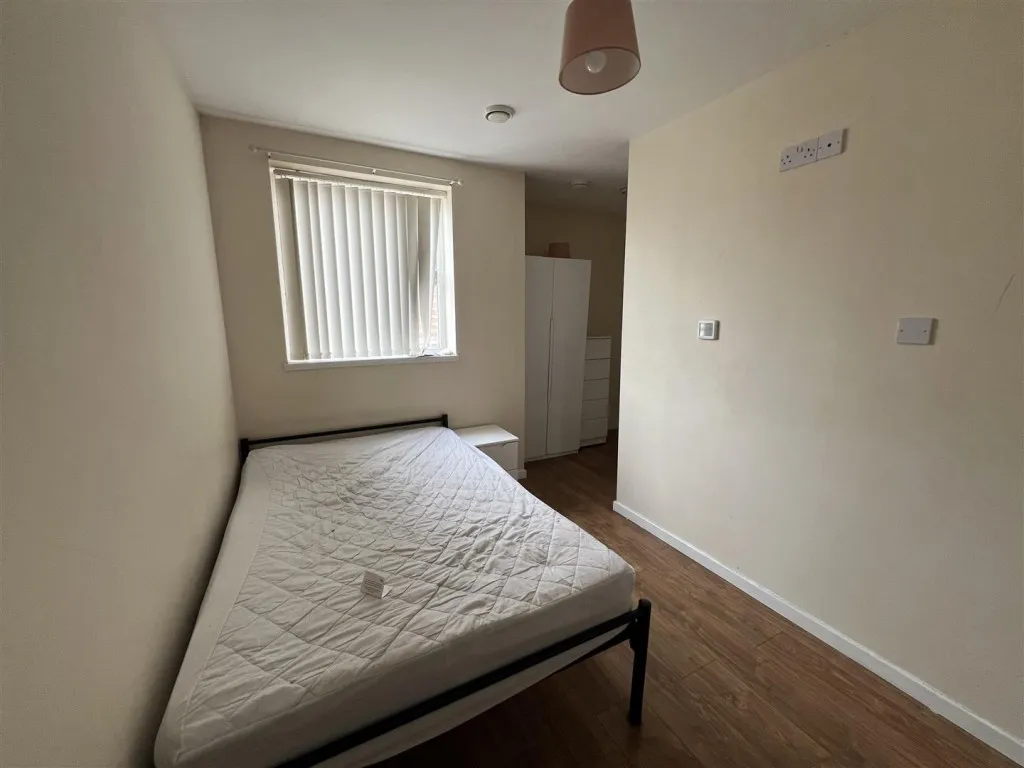 Brompton Road, Manchester, M14, photo 16